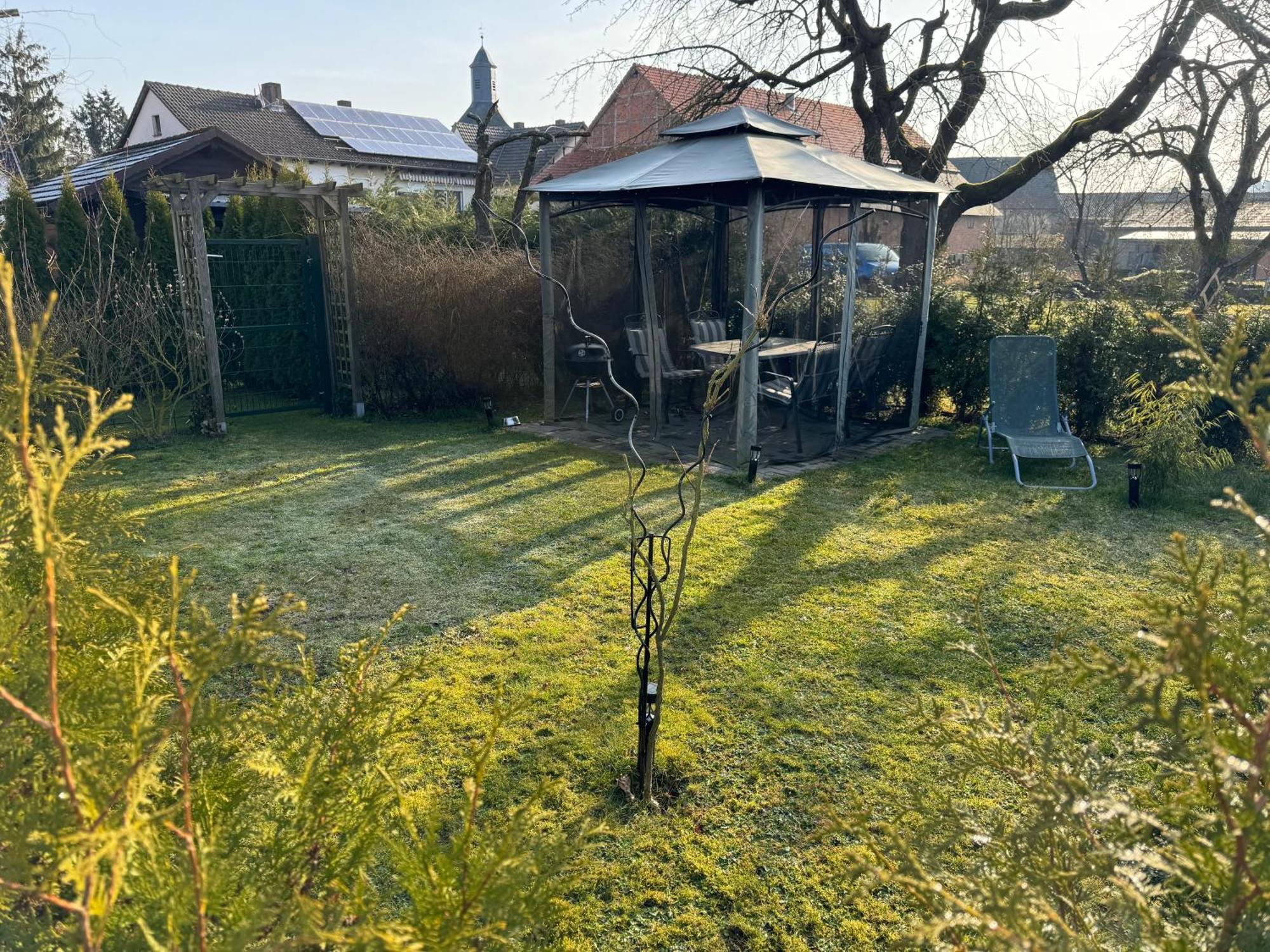 Ferienwohnung Am See Dillich - Ruhige Lage - Eigener Garten - Direkt Neben Einem Natursee Borken  Eksteriør bilde